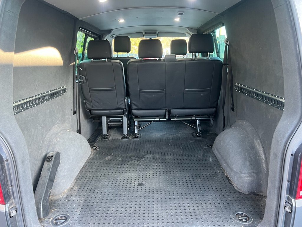 Used Volkswagen Transporter 2018 for sale - 76535944: Photo 16