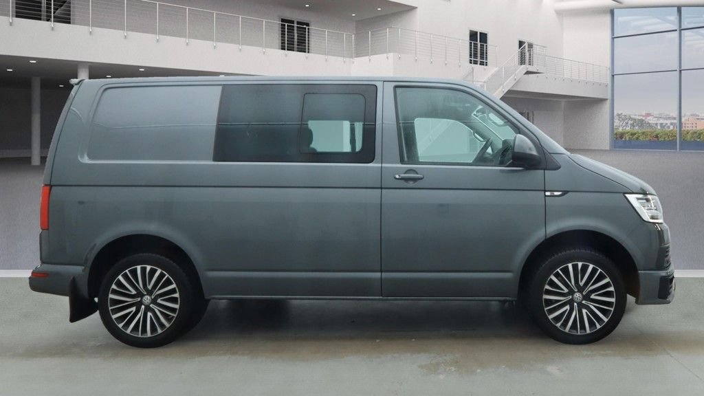 Used Volkswagen Transporter 2018 for sale - 76535944: Photo 5
