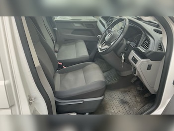 Used Volkswagen Transporter 2020 for sale - 78083136: Photo