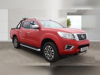 Used Nissan Navara 2018 for sale - 79254345: Photo