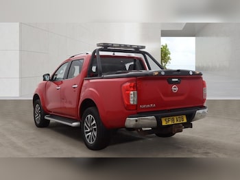 Used Nissan Navara 2018 for sale - 79254345: Photo