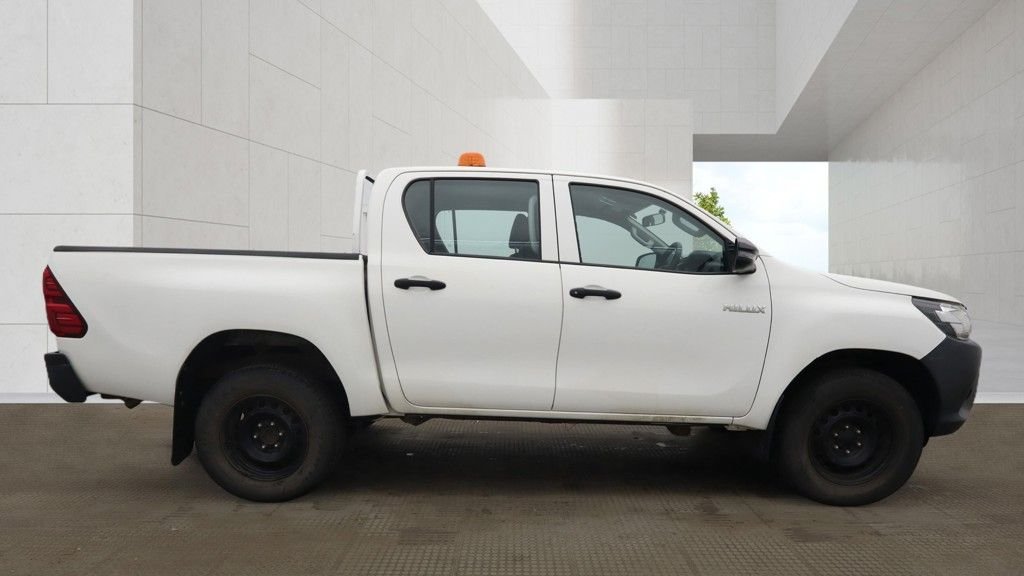 Used Toyota Hilux 2019 for sale - 78145166: Photo 5
