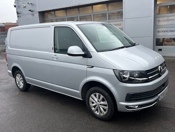 Used Volkswagen Transporter 2019 for sale - 79009568: Photo