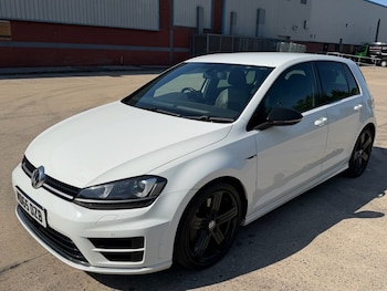 Used Volkswagen Golf 2015 for sale - 79197540: Photo