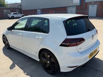 Used Volkswagen Golf 2015 for sale - 79197540: Photo