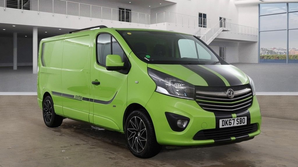 Used Vauxhall Vivaro 2017 for sale - 77188222: Photo 1