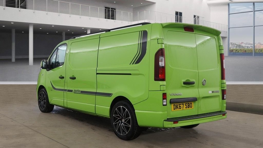 Used Vauxhall Vivaro 2017 for sale - 77188222: Photo 3