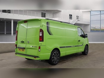 Used Vauxhall Vivaro 2017 for sale - 77188222: Photo