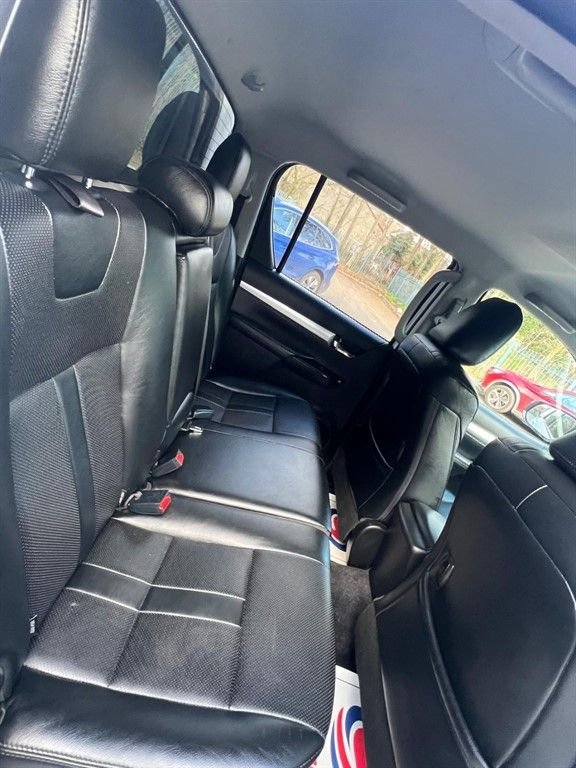 Used Toyota Hilux 2017 for sale - 74467764: Photo 11