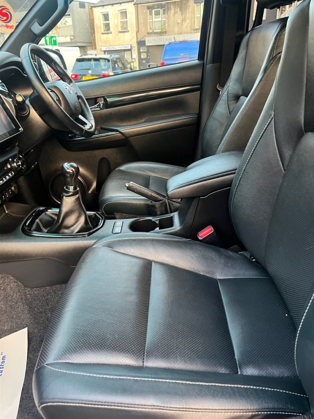 Used Toyota Hilux 2019 for sale - 74467785: Photo 11