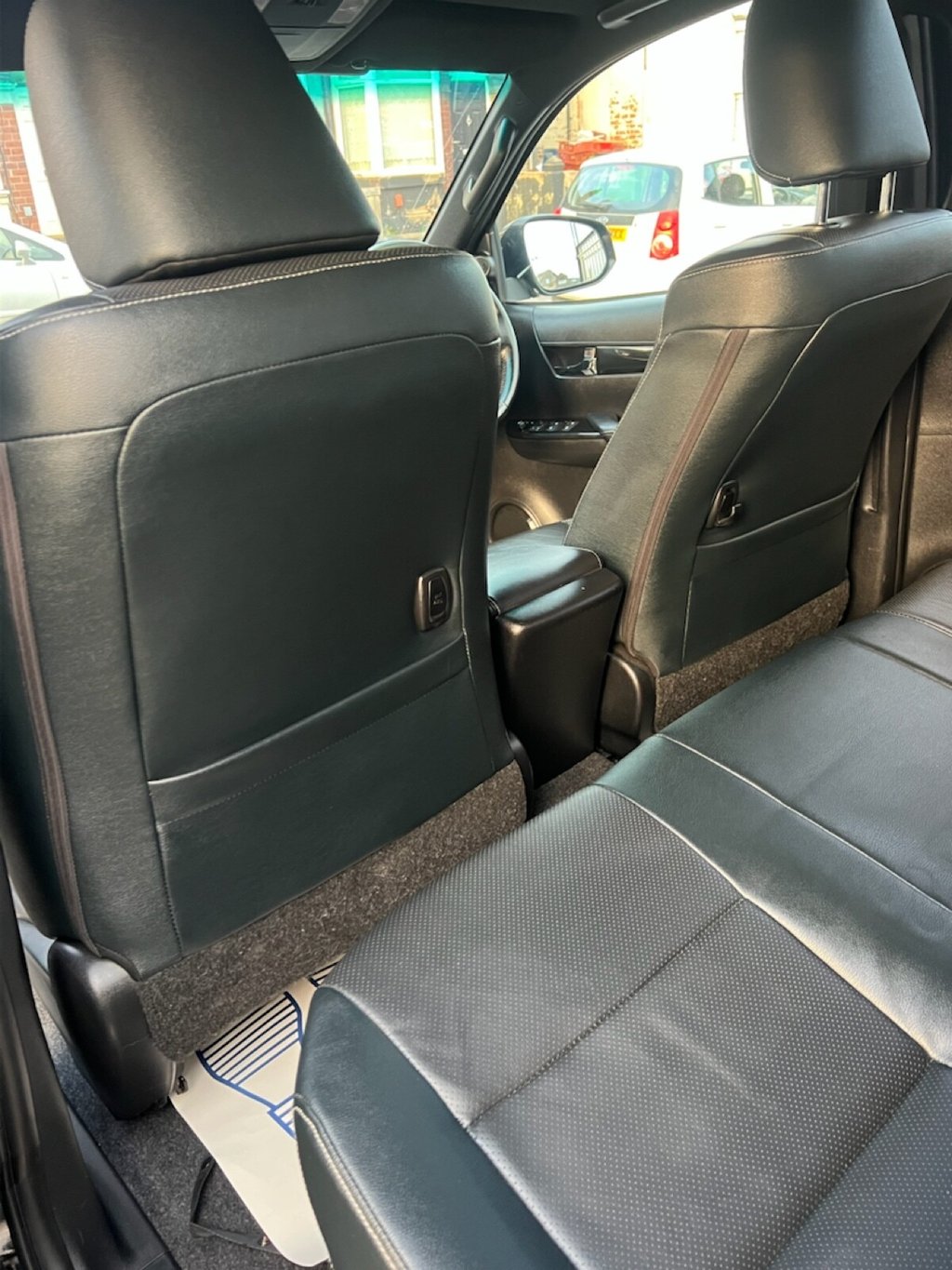 Used Toyota Hilux 2019 for sale - 74467785: Photo 13