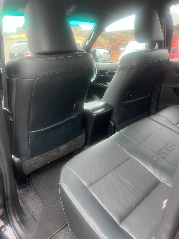 Used Toyota Hilux 2019 for sale - 74467785: Photo 14