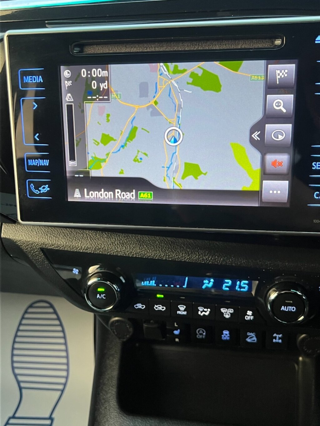 Used Toyota Hilux 2019 for sale - 74467785: Photo 18