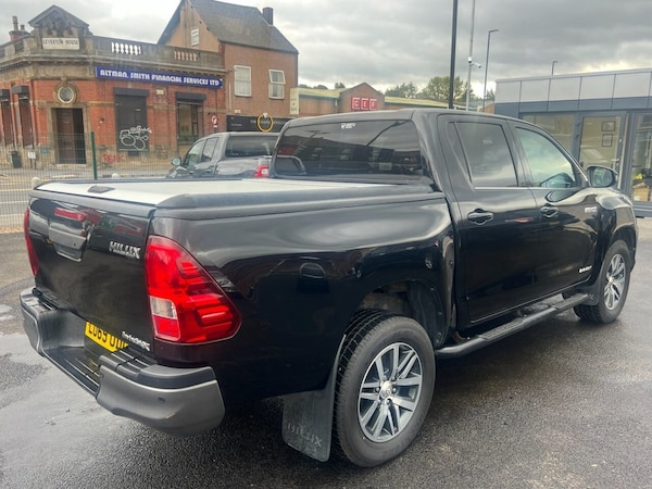 Used Toyota Hilux 2019 for sale - 74467785: Photo 3