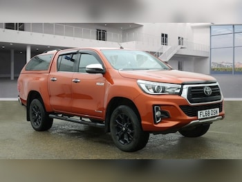 Used Toyota Hilux 2018 for sale - 77780651: Photo