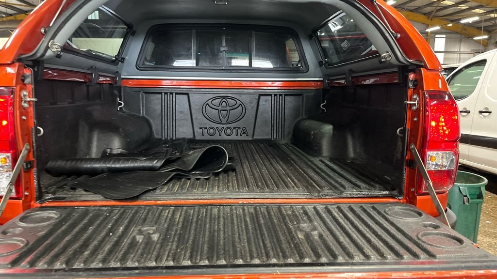 Used Toyota Hilux 2018 for sale - 77780651: Photo 7