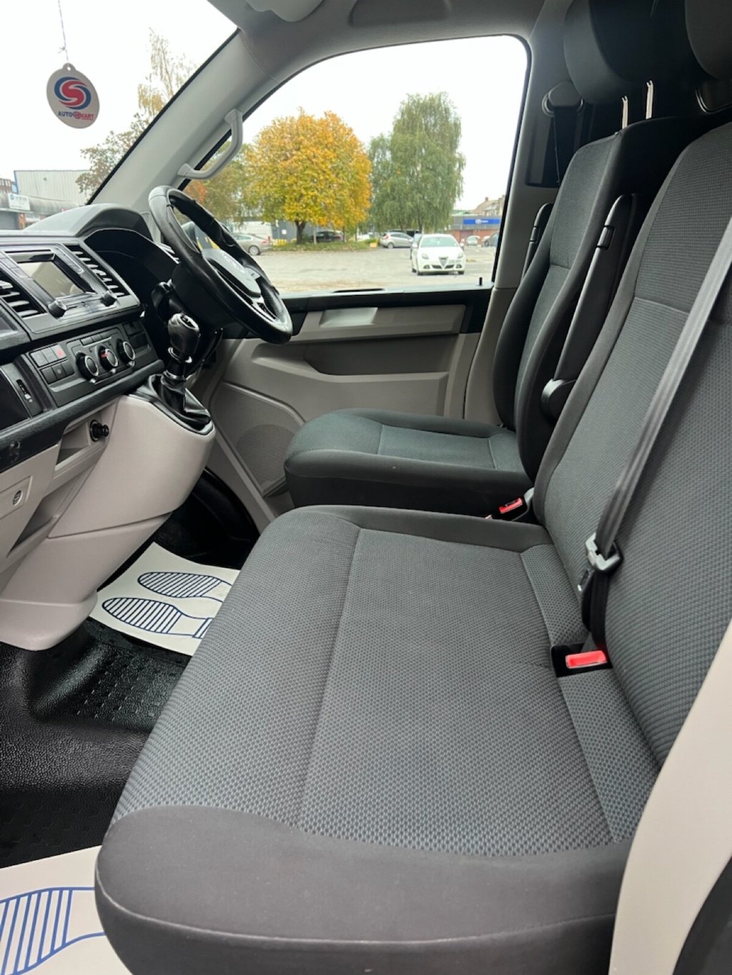 Used Volkswagen Transporter 2020 for sale - 75986359: Photo 11