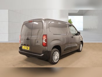 Used Citroen Berlingo 2021 for sale - 79260108: Photo