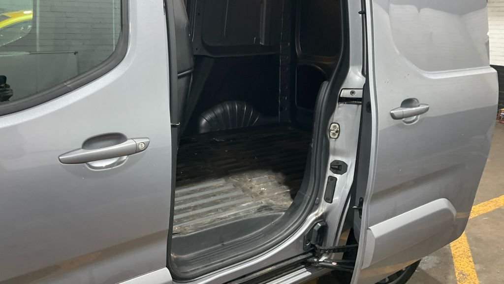 Used Citroen Berlingo 2020 for sale - 77027539: Photo 8