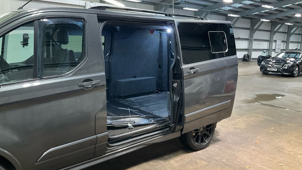 Used Ford Transit Custom 2019 for sale - 76950505: Photo 8