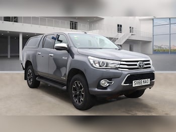 Used Toyota Hilux 2018 for sale - 76535937: Photo