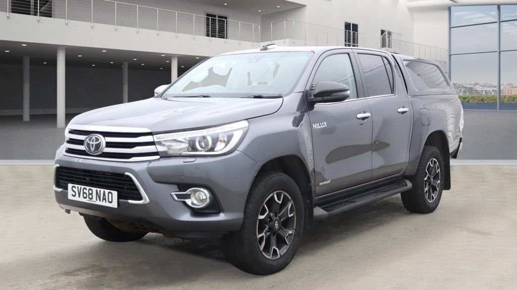 Used Toyota Hilux 2018 for sale - 76535937: Photo 2