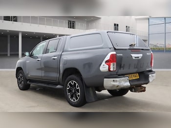 Used Toyota Hilux 2018 for sale - 76535937: Photo