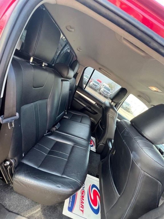 Used Toyota Hilux 2016 for sale - 74467783: Photo 14