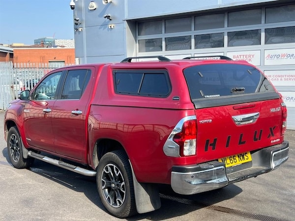 Used Toyota Hilux 2016 for sale - 74467783: Photo 3