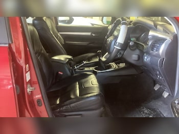 Used Toyota Hilux 2017 for sale - 79166857: Photo