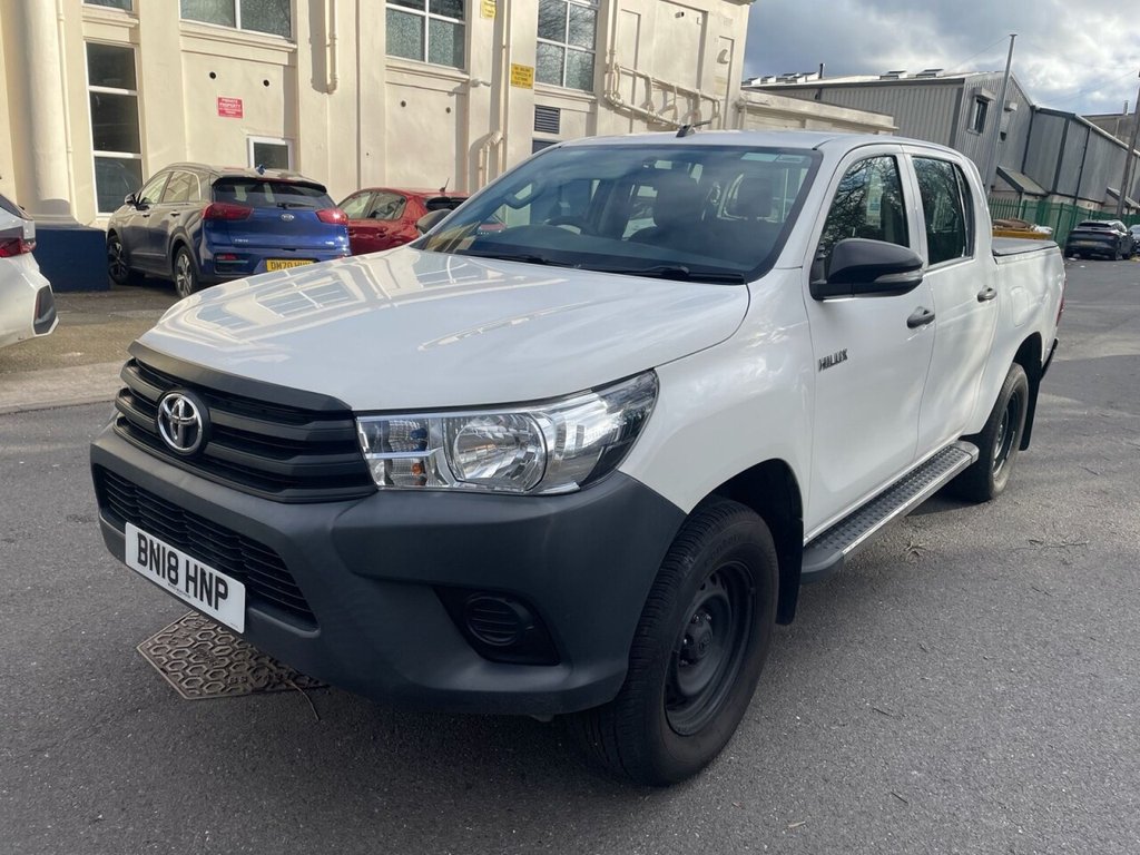 Used Toyota Hilux 2018 for sale - 77879650: Photo 2