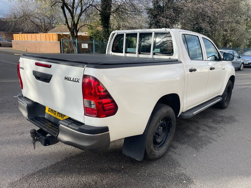 Used Toyota Hilux 2018 for sale - 77879650: Photo 3