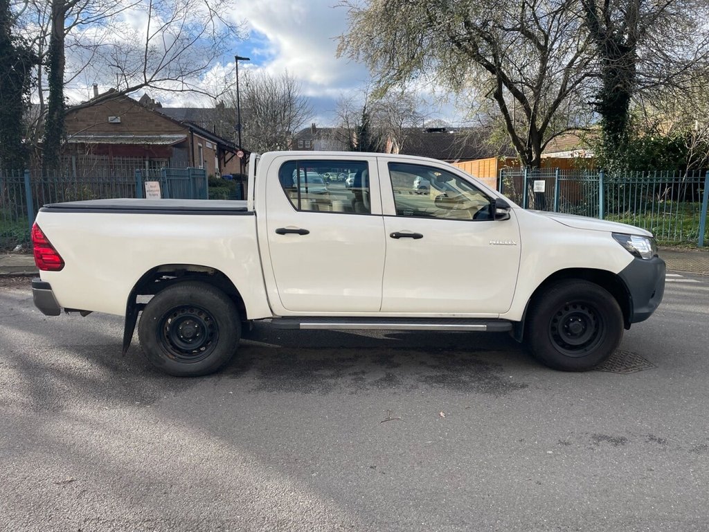 Used Toyota Hilux 2018 for sale - 77879650: Photo 5