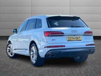 Used Audi Q7 2024 for sale - 74177836: Photo
