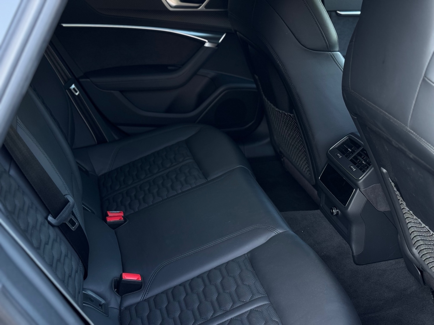 Used Audi RS7 2023 for sale - 76682636: Photo 34