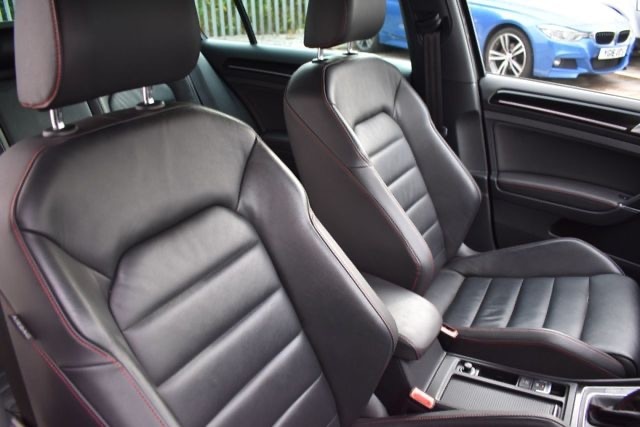 Used Volkswagen Golf 2014 for sale - 77240362: Photo 3