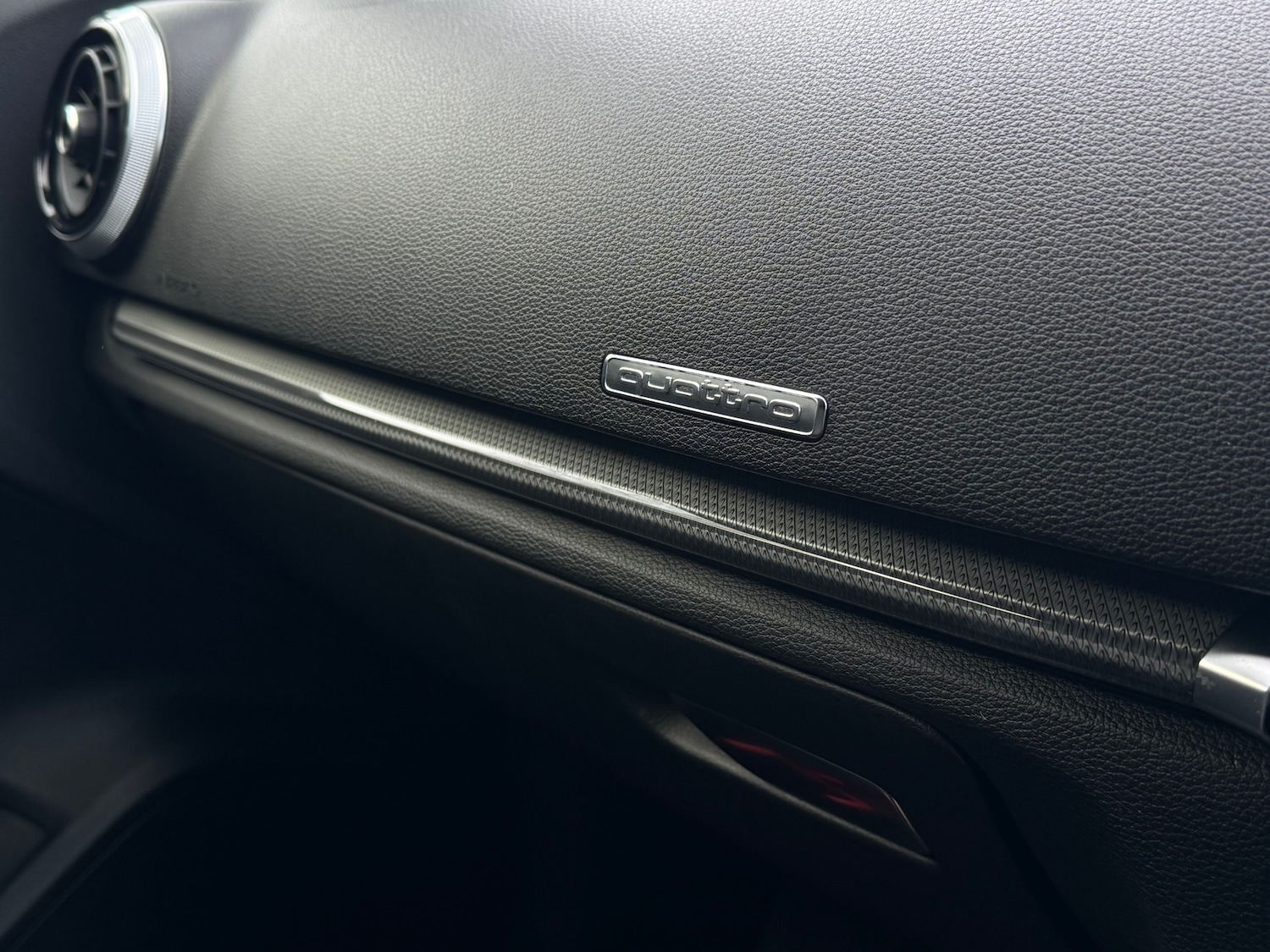 Used Audi RS3 2018 for sale - 76613530: Photo 22