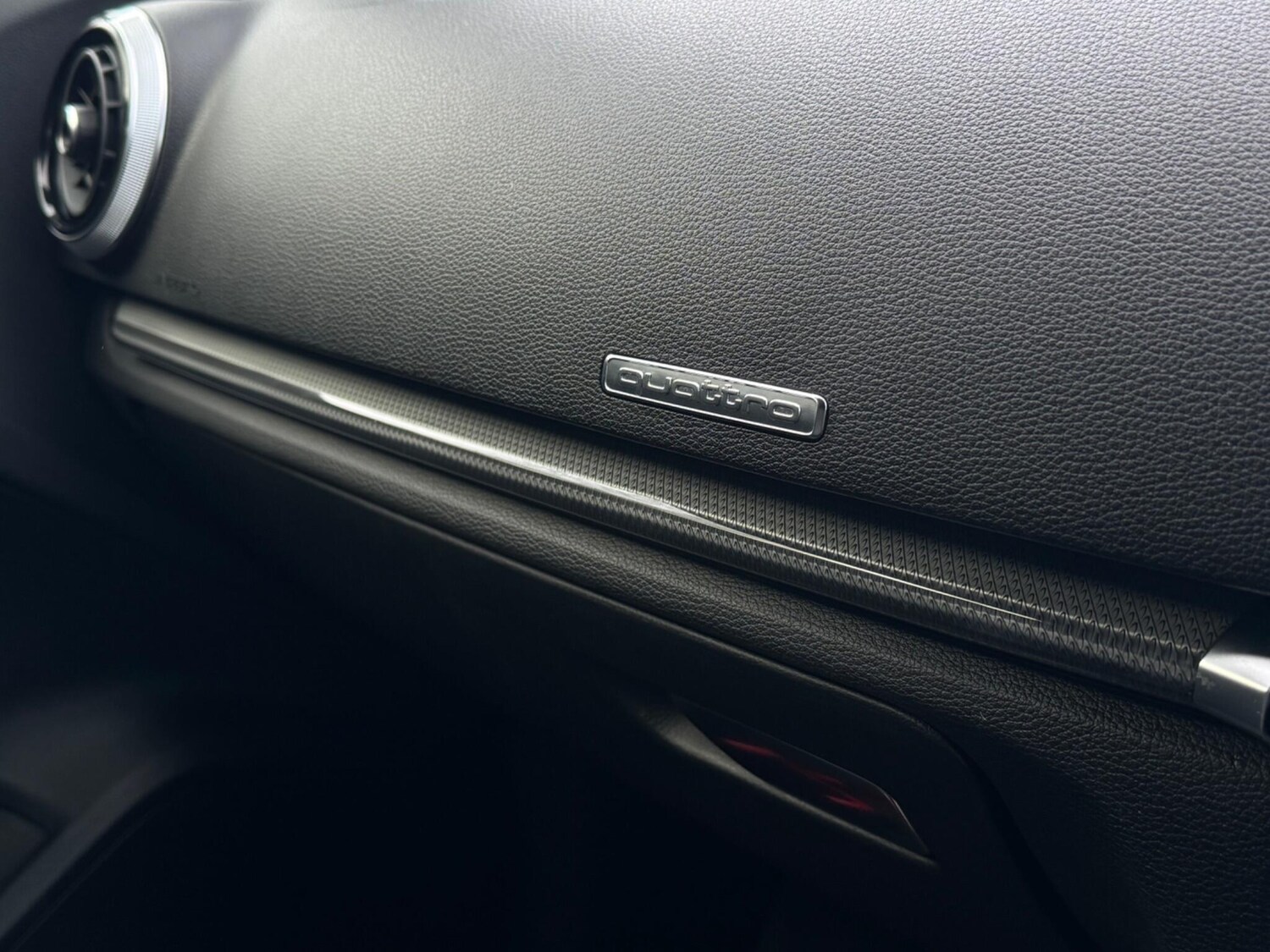 Used Audi RS3 2018 for sale - 76408903: Photo 23