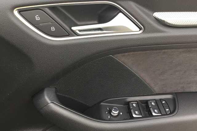 Used Audi RS3 2018 for sale - 76408903: Photo 9