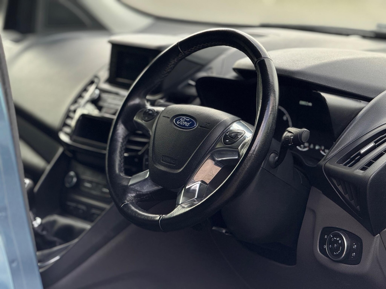 Used Ford Transit Connect 2018 for sale - 76349233: Photo 13