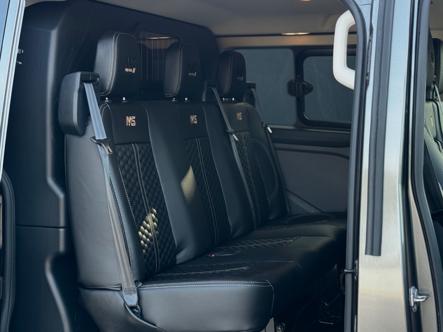 Used Ford Transit Custom 2019 for sale - 78209823: Photo 2
