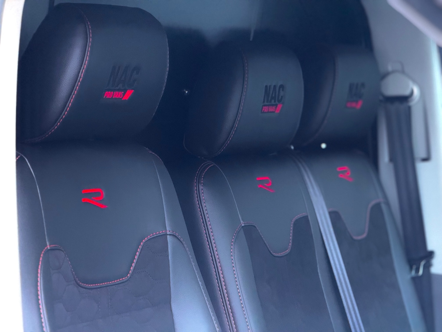 Used Volkswagen Transporter 2021 for sale - 77073261: Photo 12