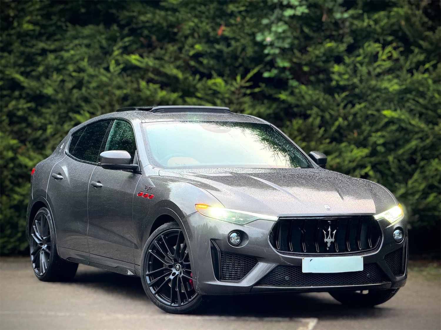 Used Maserati Levante 2021 for sale - 76337790: Photo 2