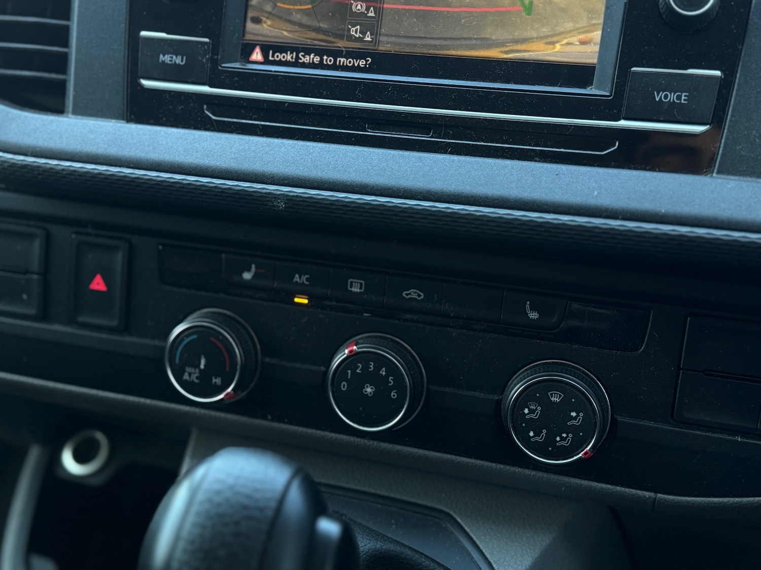 Used Volkswagen Transporter 2021 for sale - 77186397: Photo 20