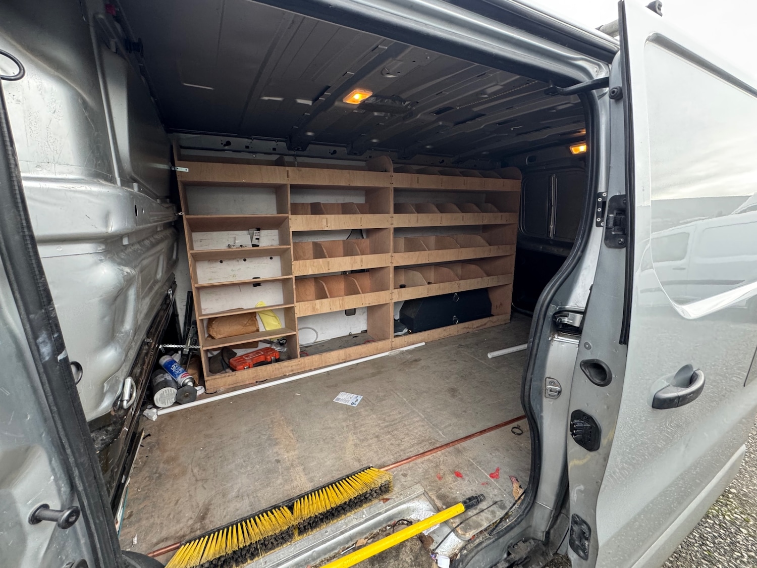 Used Vauxhall Vivaro 2017 for sale - 76707373: Photo 5