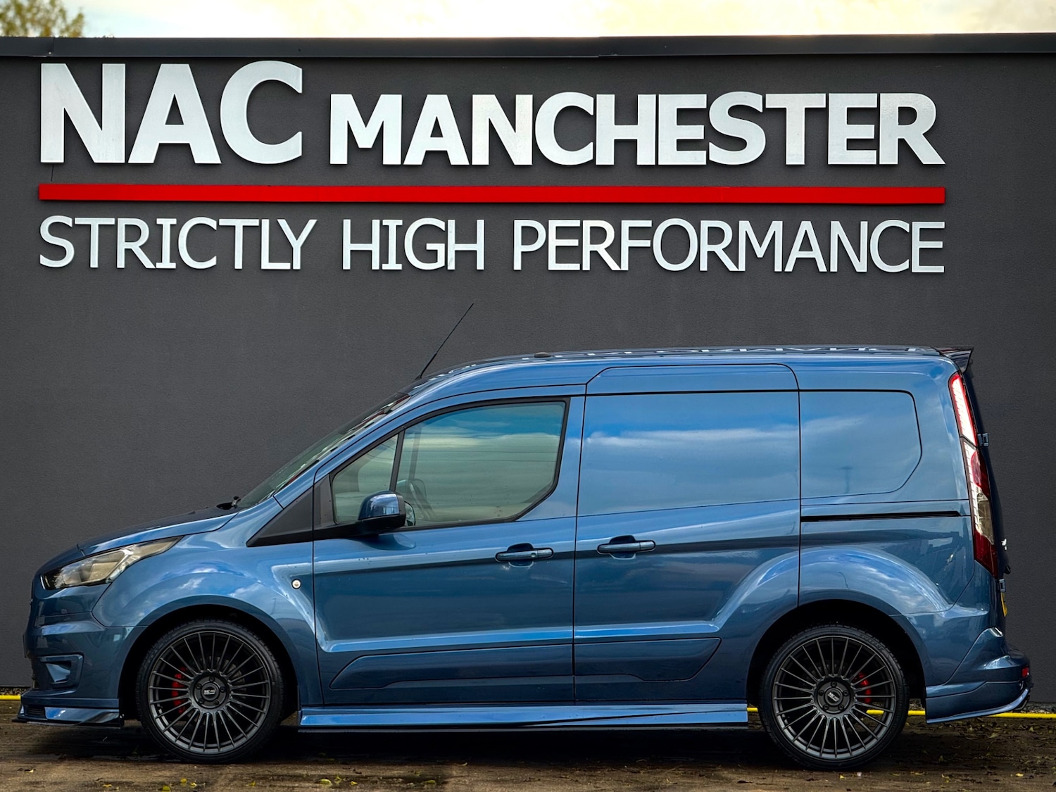 Used Ford Transit Connect 2018 for sale - 76613510: Photo 31