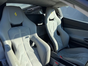 Used Ferrari 488 2017 for sale - 79385702: Photo