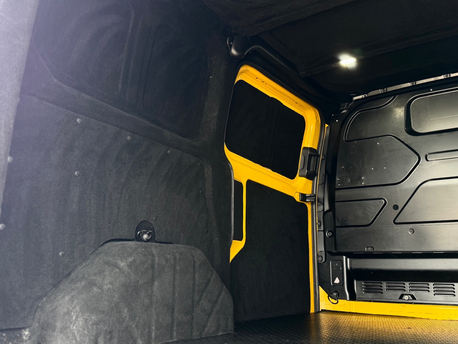 Used Ford Transit Custom 2021 for sale - 76613466: Photo 23