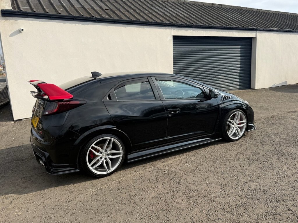 Used Honda Civic 2017 for sale - 78016800: Photo 3