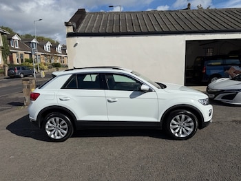 Used Volkswagen T-Roc 2019 for sale - 75998808: Photo